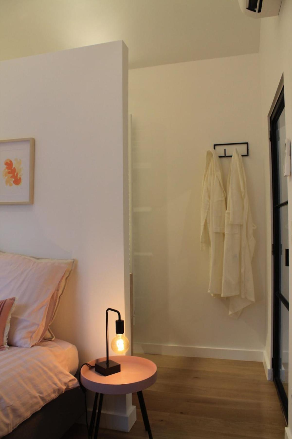 Charming With Cathedral View! On The 4th Floor Appartement *